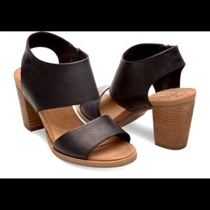 TOMS Majorca Leather Cutout Sandal- Size 8